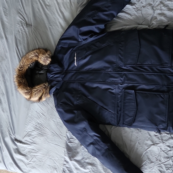 Men's Eddie Bauer Winter Coat - Picture 3 of 12